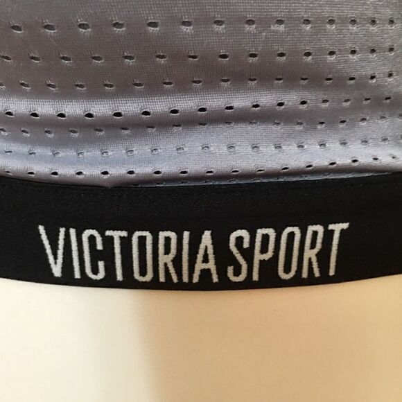 VS Padded silky mesh sports bra - Picture 5 of 6